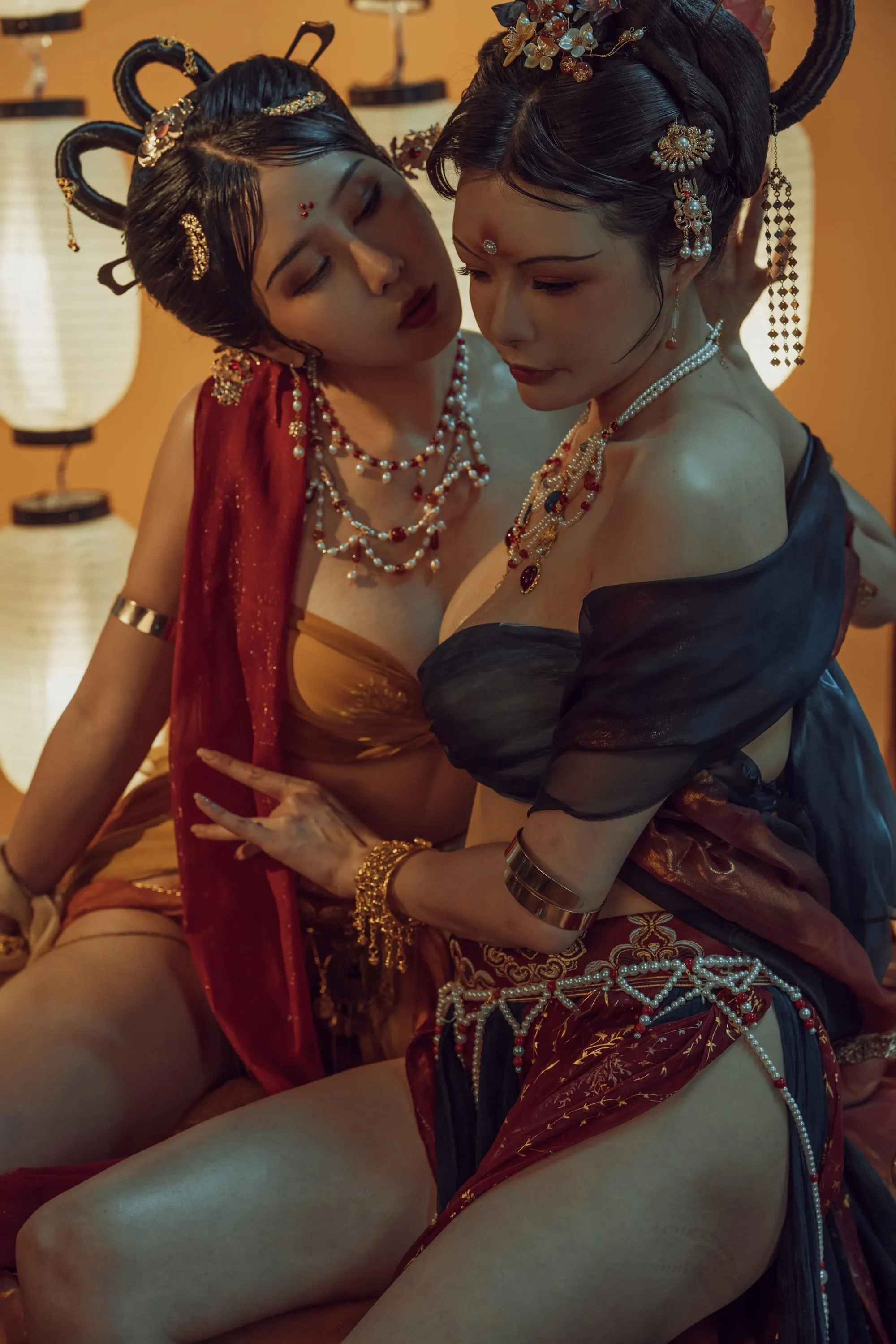 秋和柯基 – NO.051 奶桃 红尘梦 [40P]插图